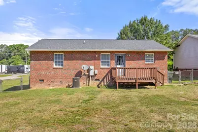 1502 E Main Street, Cherryville, NC 28021 - Photo 28