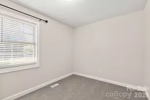 1502 E Main St, Cherryville, NC 28021 - Photo 18