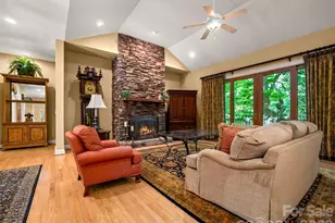 110 Little Cherokee Ridge, Hendersonville, NC 28739 - Photo 6