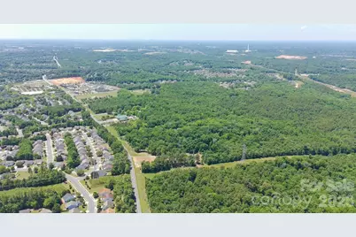 9233 Simonton Drive, Charlotte, NC 28269 - Photo 36