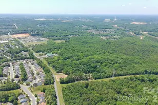 9233 Simonton Dr, Charlotte, NC 28269 - Photo 36