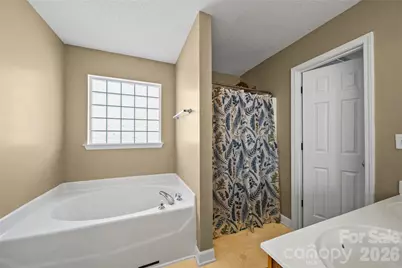 9233 Simonton Drive, Charlotte, NC 28269 - Photo 22