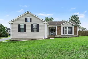 109 Brookstone Dr, Mount Holly, NC 28120 - Photo 2