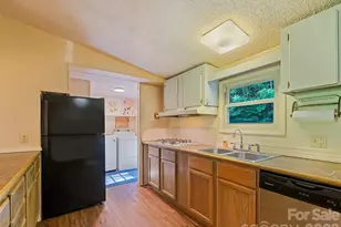 102 Serenity Ln, Clyde, NC 28721 - Photo 18