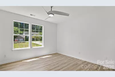 8815 Burnt Umber Drive, Charlotte, NC 28215 - Photo 22