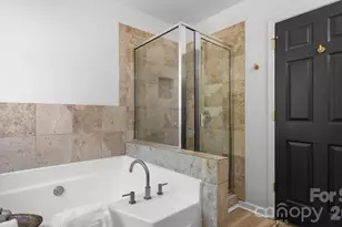 8815 Burnt Umber Dr, Charlotte, NC 28215 - Photo 20