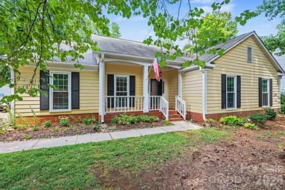 4300 Saxonbury Way, Charlotte, NC 28269 - Photo 1