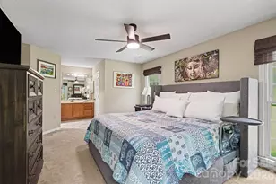 4300 Saxonbury Way, Charlotte, NC 28269 - Photo 20