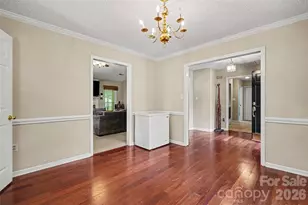4300 Saxonbury Way, Charlotte, NC 28269 - Photo 10