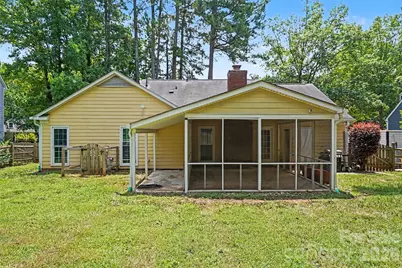 4300 Saxonbury Way, Charlotte, NC 28269 - Photo 28