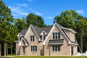 2038 Autumn Dr, Kinston, NC 28501 - Photo 1