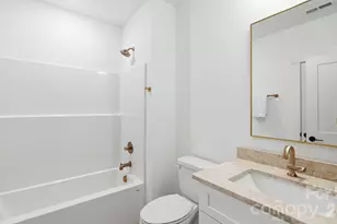 825 Breezewood Dr, Charlotte, NC 28262 - Photo 30