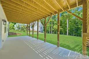 825 Breezewood Dr, Charlotte, NC 28262 - Photo 8