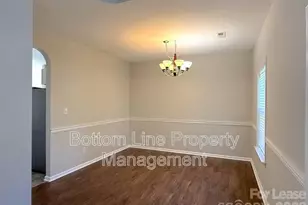 11740 Hawick Valley Ln, Charlotte, NC 28277 - Photo 4