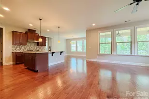 10403 Drake Hill Dr, Huntersville, NC 28078 - Photo 14