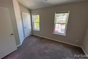 6466 Windsor Gate Ln, Charlotte, NC 28215 - Photo 28