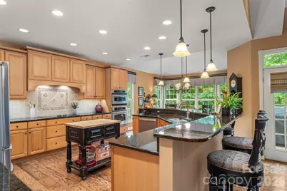 483 Cross Creek Drive #26, Marion, NC 28752 - Photo 2