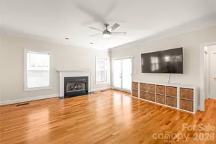 14137 Wild Elm Rd, Charlotte, NC 28277 - Photo 6