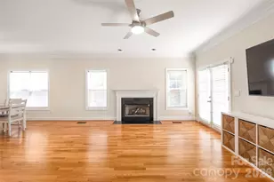14137 Wild Elm Rd, Charlotte, NC 28277 - Photo 8