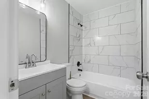 364 Leafmore Dr, Charlotte, NC 28213 - Photo 12