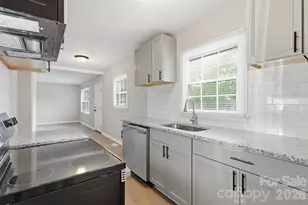364 Leafmore Dr, Charlotte, NC 28213 - Photo 8