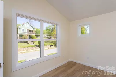 46 Vance Avenue, Black Mountain, NC 28711 - Photo 8