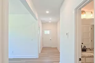 3099 Meadowcrest Dr, Clover, SC 29710 - Photo 6