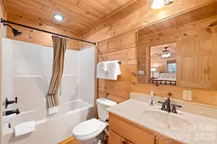 105 Palisade Dr, Mill Spring, NC 28756 - Photo 30