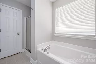 5834 Timbertop Ln, Charlotte, NC 28215 - Photo 36