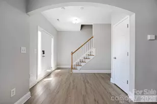 5834 Timbertop Ln, Charlotte, NC 28215 - Photo 6
