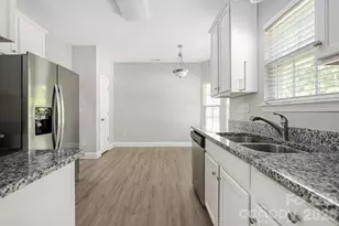 5834 Timbertop Ln, Charlotte, NC 28215 - Photo 14
