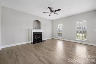 5834 Timbertop Ln, Charlotte, NC 28215 - Photo 8