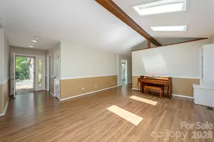 4 Galax Ln, Hendersonville, NC 28791 - Photo 4