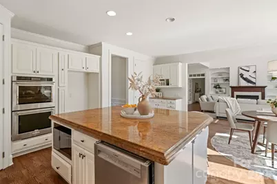11204 Wescott Hill Drive, Huntersville, NC 28078 - Photo 12