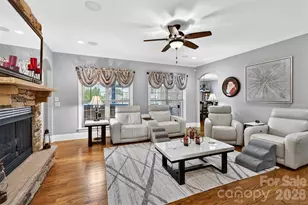 2330 Shiny Leaf Drive, Denver, NC 28037 - Photo 6