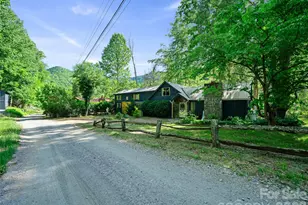 137 Mountain Farm Rd, Burnsville, NC 28714 - Photo 1