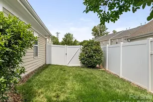 7118 Blakeney Greens Blvd, Charlotte, NC 28277 - Photo 22