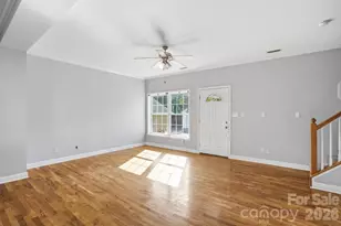 4322 Laurel Hill Ln, Charlotte, NC 28217 - Photo 10