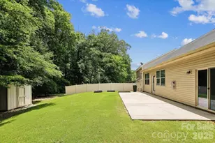 10214 Atkins Ridge Dr, Charlotte, NC 28213 - Photo 8
