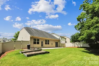 10214 Atkins Ridge Drive, Charlotte, NC 28213 - Photo 6