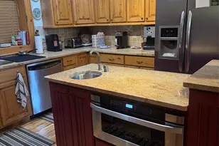 686 Hyacinth Dr, Clyde, NC 28721 - Photo 8