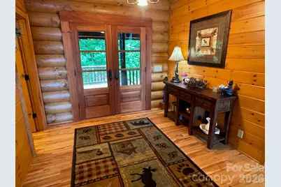 686 Hyacinth Drive, Clyde, NC 28721 - Photo 6
