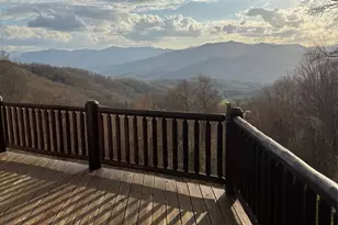686 Hyacinth Dr, Clyde, NC 28721 - Photo 28