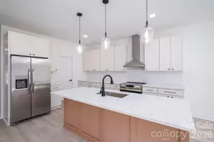 423 S Pinchback Ave, Bessemer City, NC 28016 - Photo 2