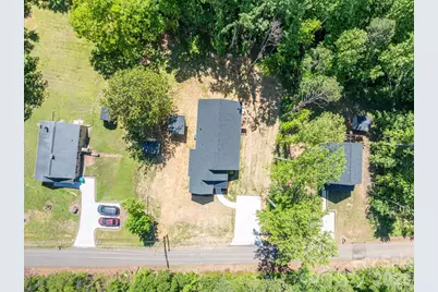 423 S Pinchback Avenue, Bessemer City, NC 28016 - Photo 22