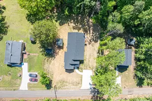 423 S Pinchback Ave, Bessemer City, NC 28016 - Photo 22