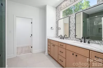 423 S Pinchback Avenue, Bessemer City, NC 28016 - Photo 10