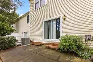 6953 Misty Pine Ln, Charlotte, NC 28217 - Photo 16