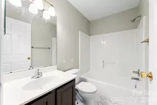 6953 Misty Pine Ln, Charlotte, NC 28217 - Photo 12