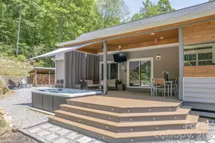 311 Charming Ln, Hendersonville, NC 28792 - Photo 2